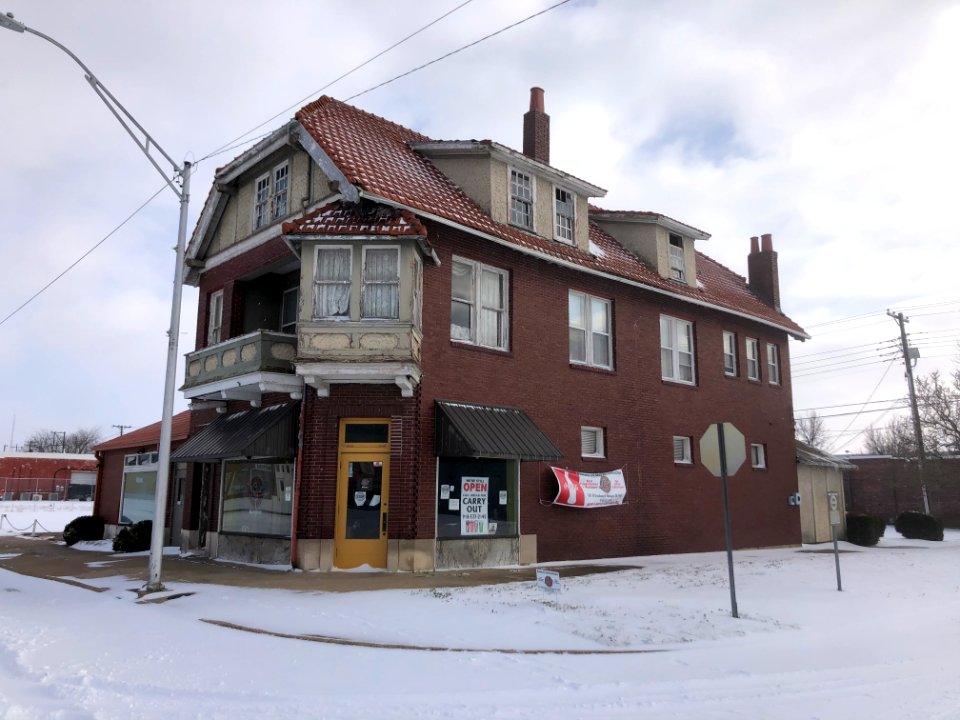 Muskogee snowstorm 2021-02-15 821 W Broadway N