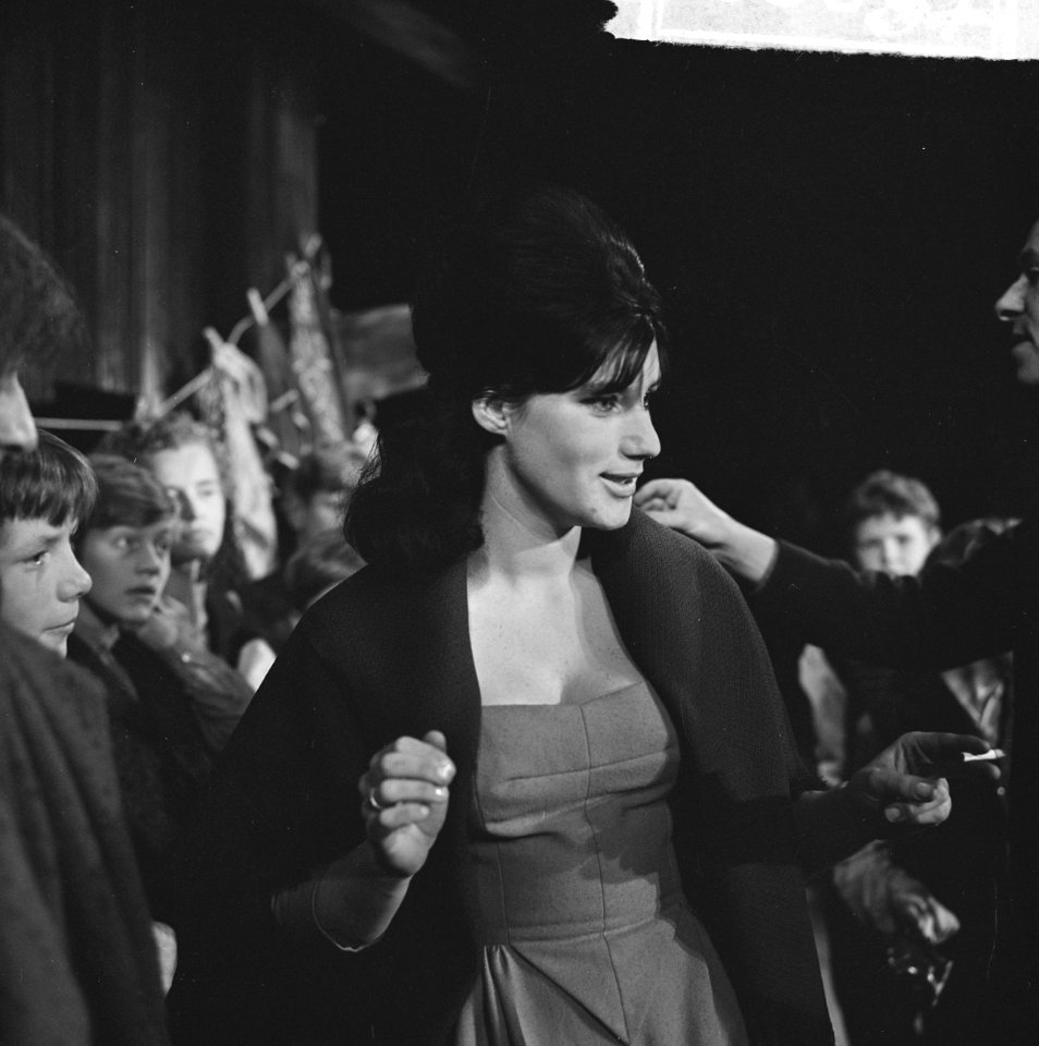 Musical Oliver . Nellie Frijda, Bestanddeelnr 915-5832