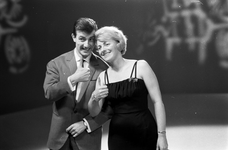 Music Hall met o.a. Annie Palmen en Jacques Raymond, Bestanddeelnr 914-9012