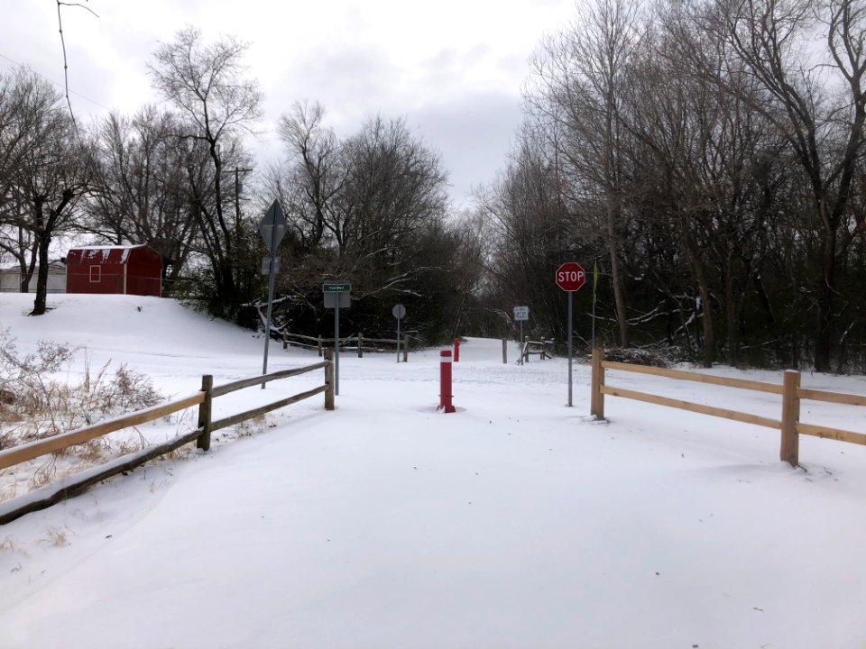 Muskogee snowstorm 2021-02-15 Centennial Trail Park Blvd NE