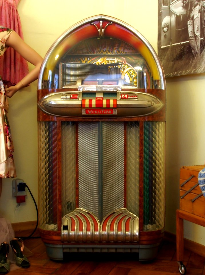 Museum Wilhelmsbau WurliTzer jukebox pic2