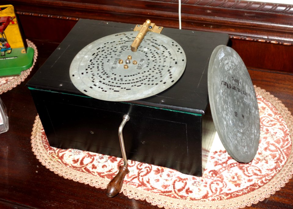 Music box - Bayernhof Museum - DSC06193