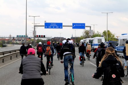 MyGruni 1st may demonstration Berlin 2021 Grunewald to Hermannplatz 40