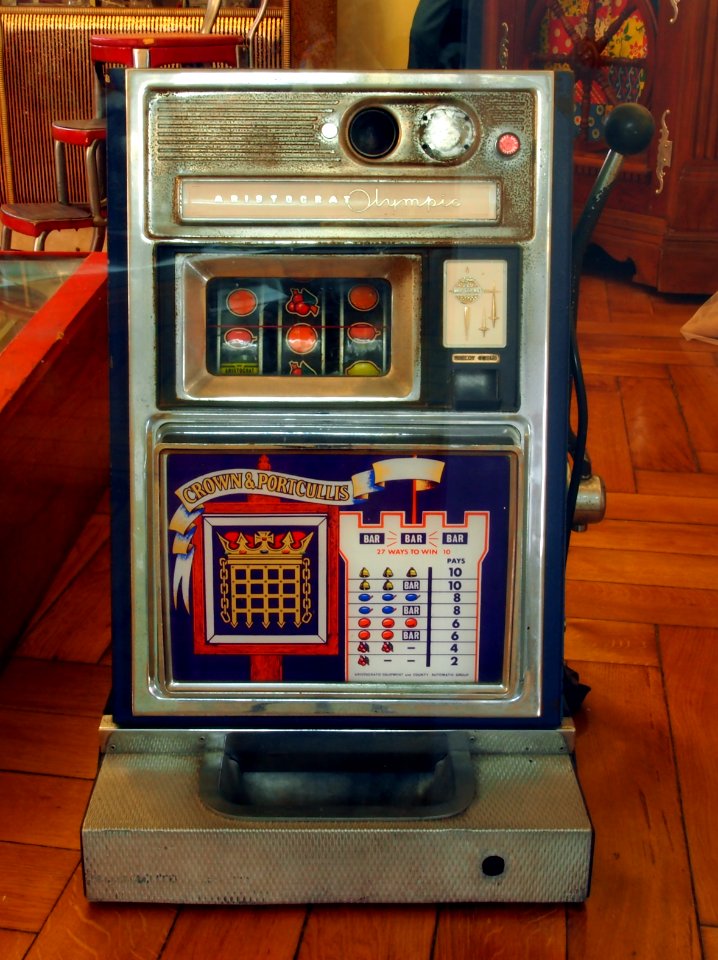 Museum Wilhelmsbau Aristocrat Olympic fruit machine