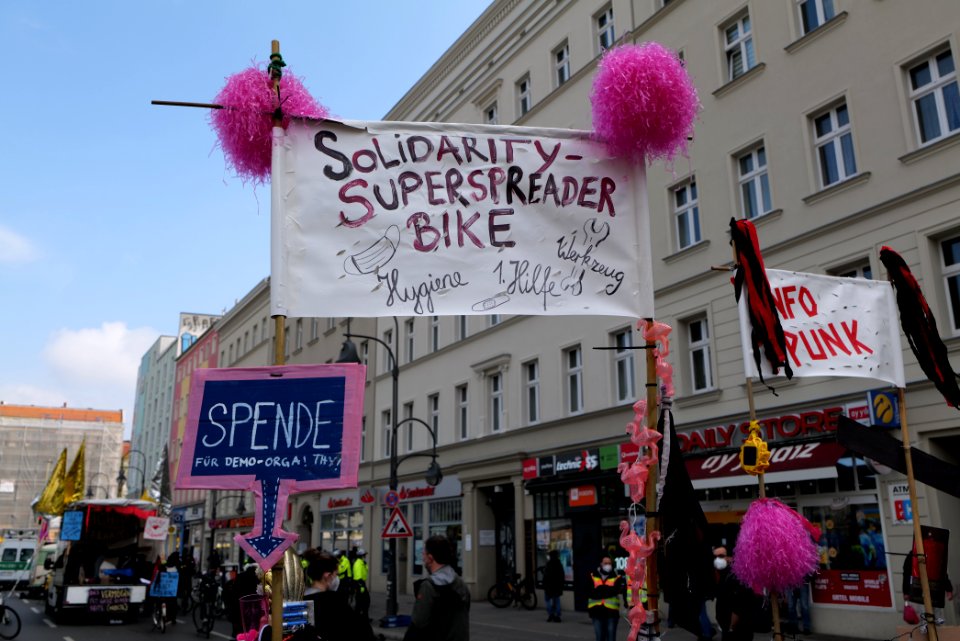 MyGruni 1st may demonstration Berlin 2021 Hermannplatz to Großer Stern 03