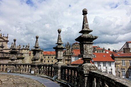 Fence stone architecture