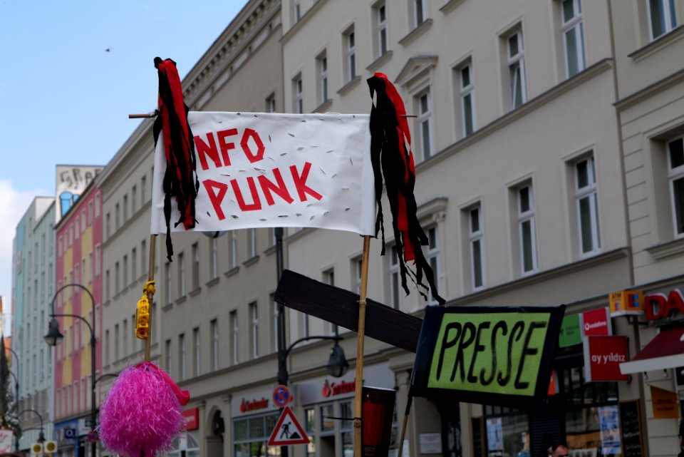 MyGruni 1st may demonstration Berlin 2021 Hermannplatz to Großer Stern 02