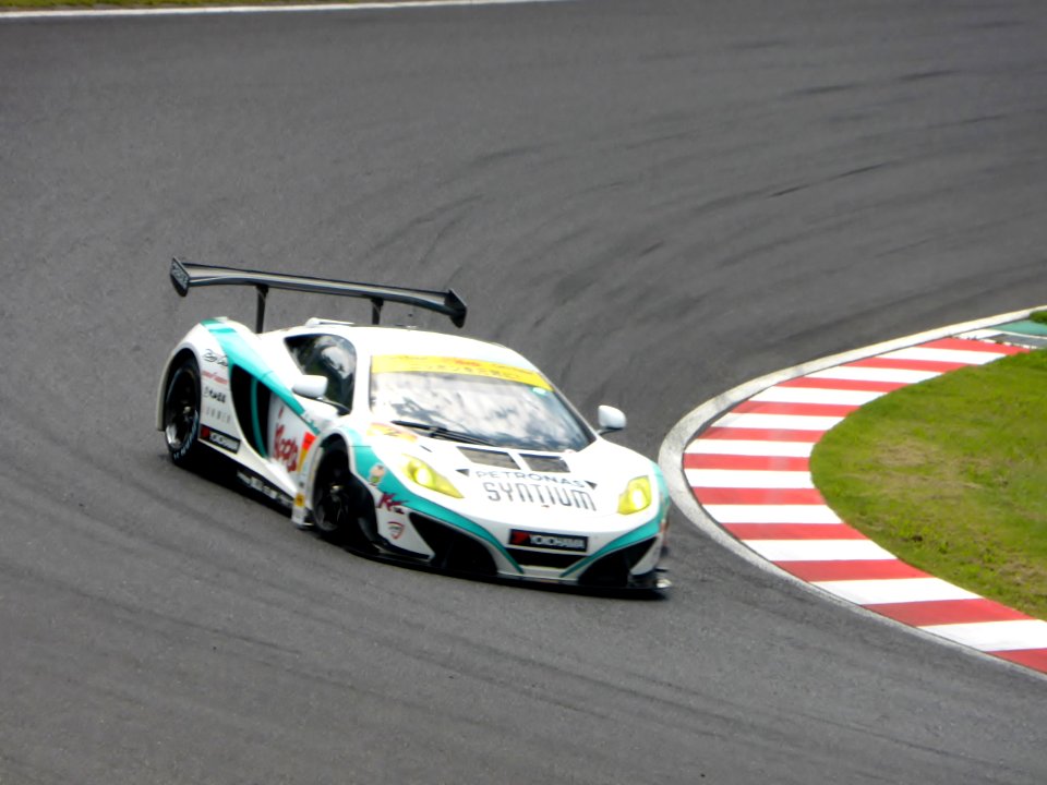 No.2 SYNTIUM Apple MP4-12C at 2014 pokka sapporo 1000km (7)