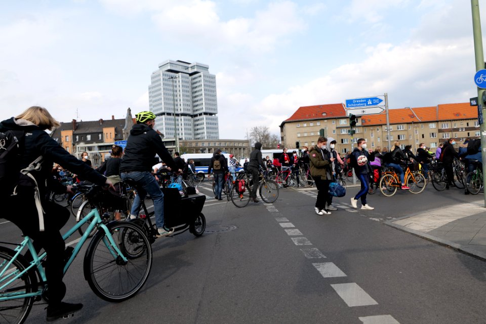 MyGruni 1st may demonstration Berlin 2021 Grunewald to Hermannplatz 13