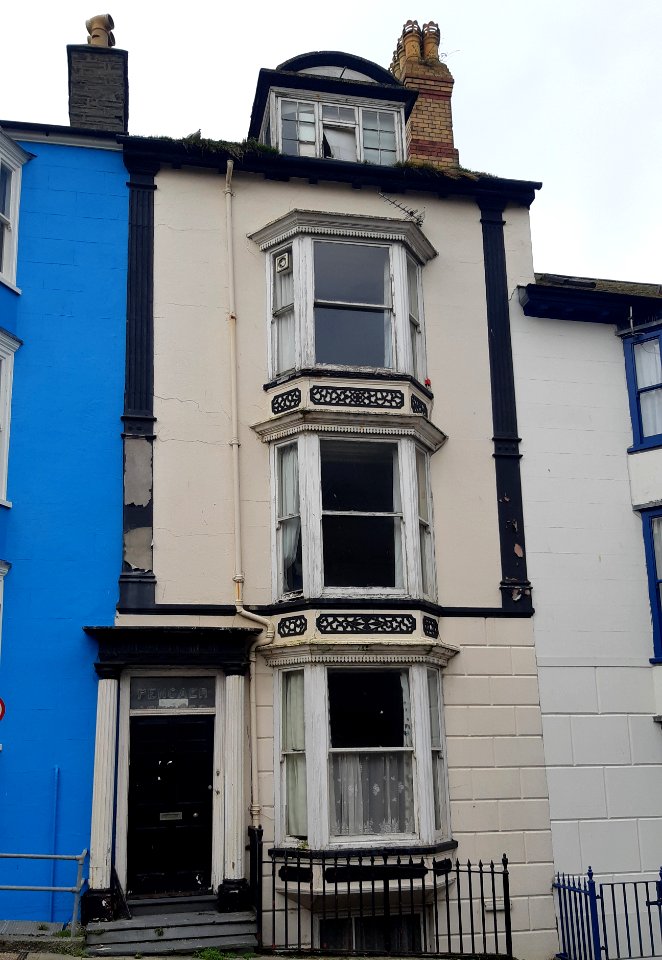 No.2 Portland Street (Pencaer)