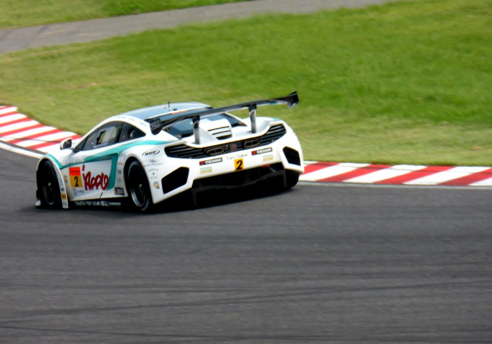 No.2 SYNTIUM Apple MP4-12C at 2014 pokka sapporo 1000km (2)
