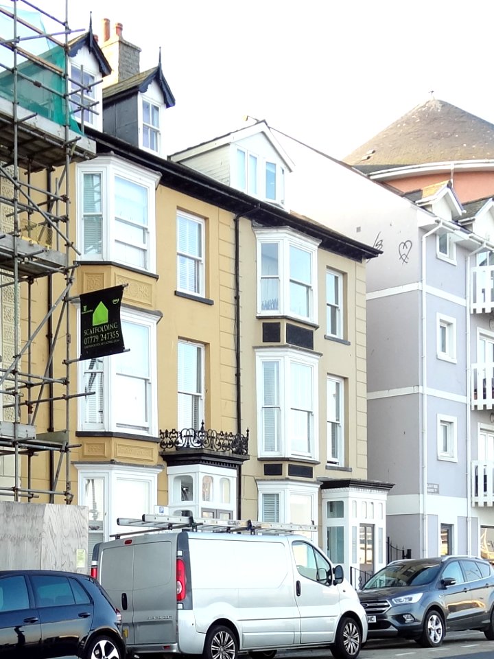 No.33 Marine Terrace