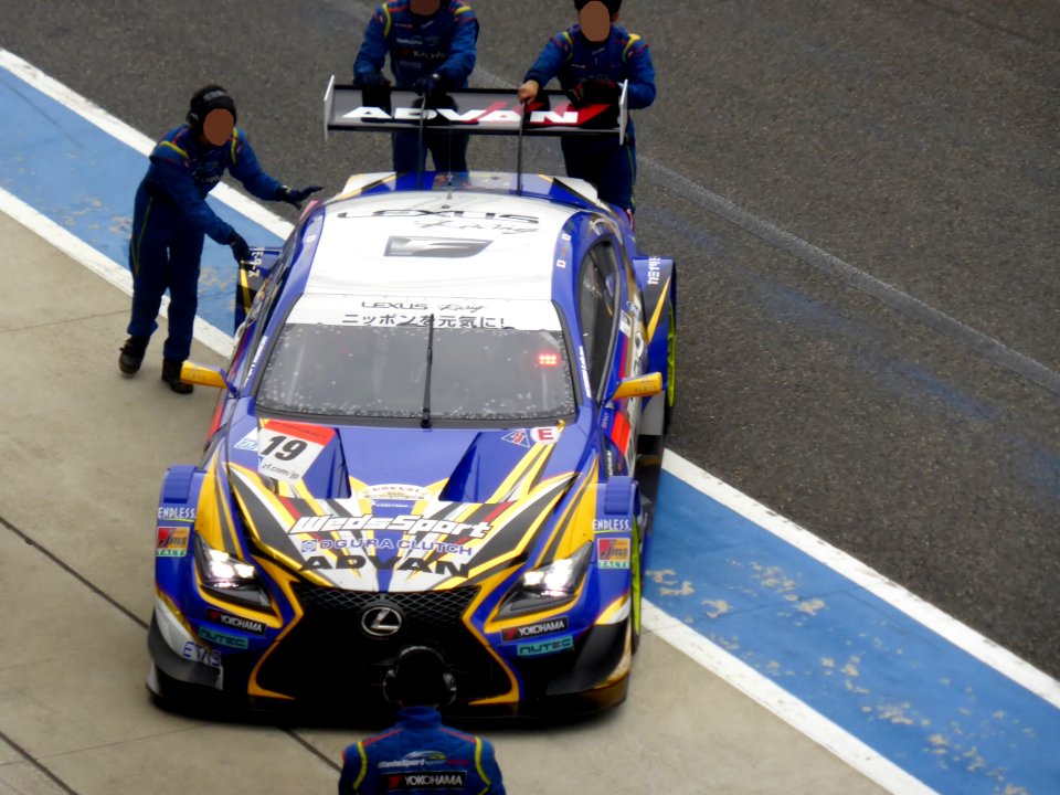 No.19 WedsSport ADVAN RC F at 2014 SUPER GT SUZUKA TEST (3)