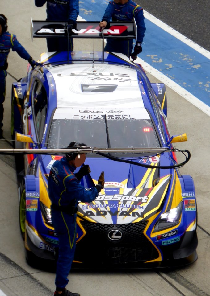 No.19 WedsSport ADVAN RC F at 2014 SUPER GT SUZUKA TEST (4)