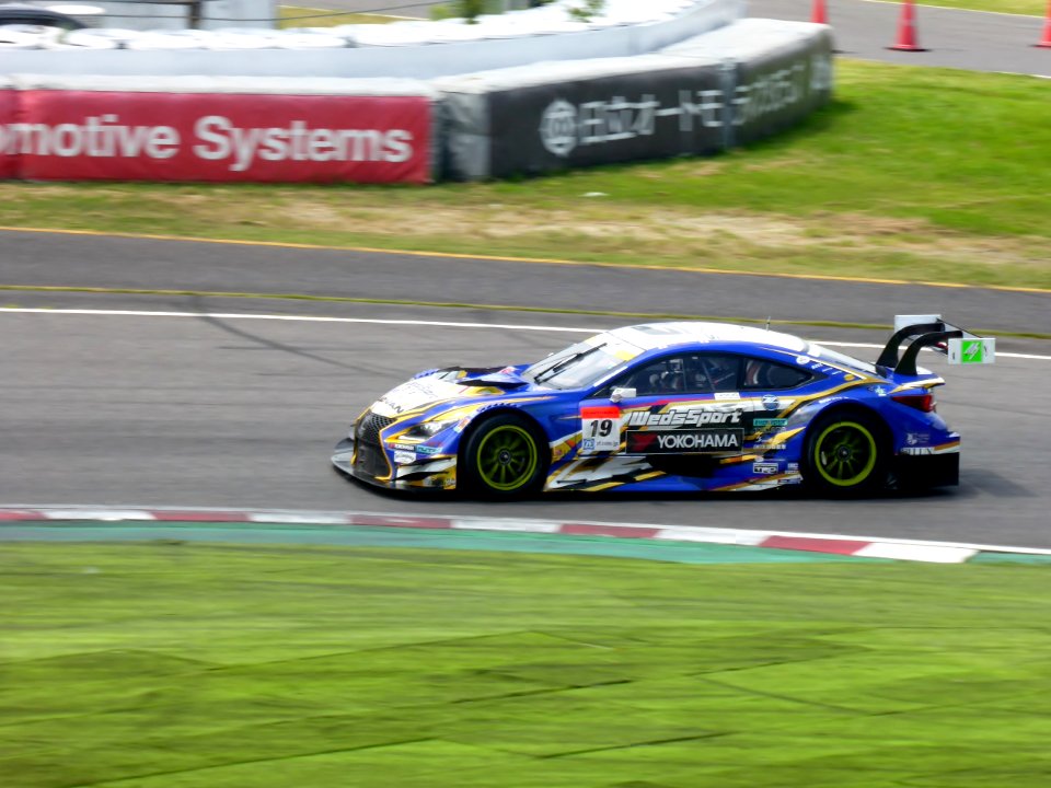 No.19 WedsSport ADVAN RC F at 2015 Suzuka Tire Test (8)