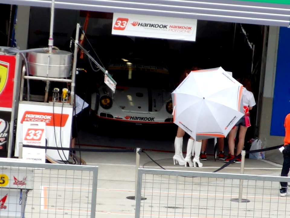 No.33 HANKOOK PORSCHE in 2012 Pokka 1000km