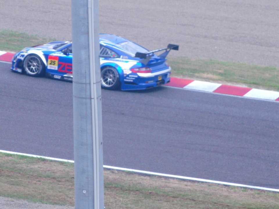 No.25 ZENT Porsche RSR at 2011 Pokka GT Summer Special (5)