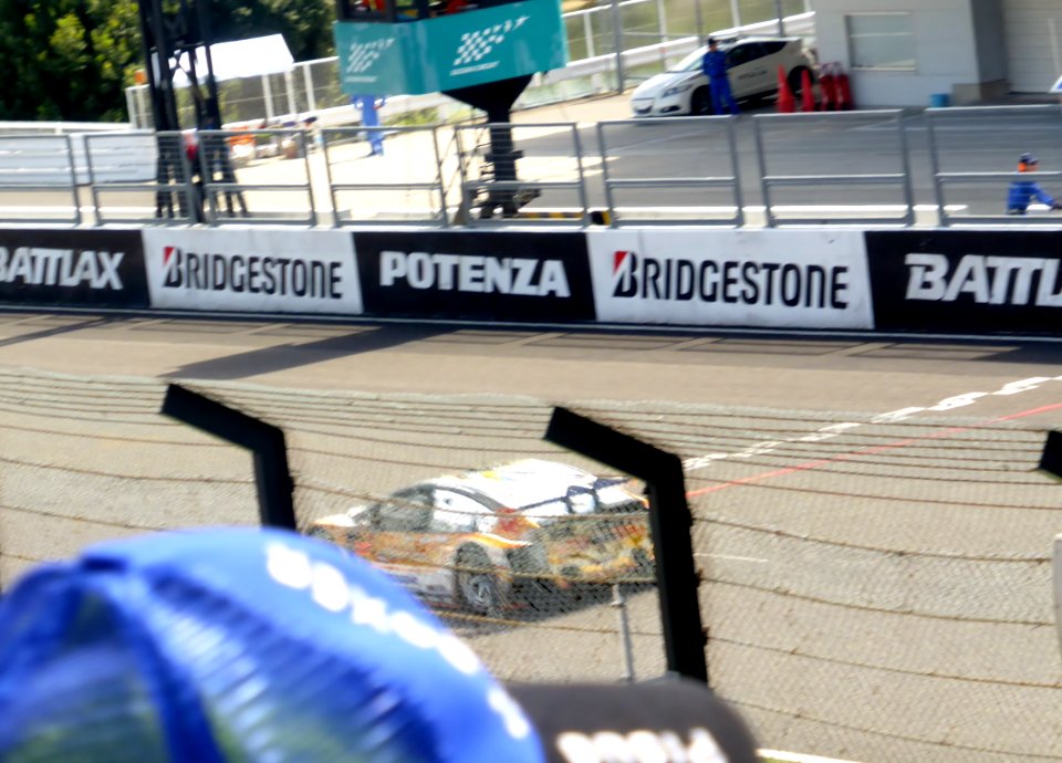 No.31 OGT Panasonic PRIUS at 2014 pokka sapporo 1000km (15)
