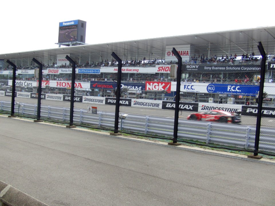 No.23 MOTUL AUTECH GT-R at 2012 Pokka 1000km (9)