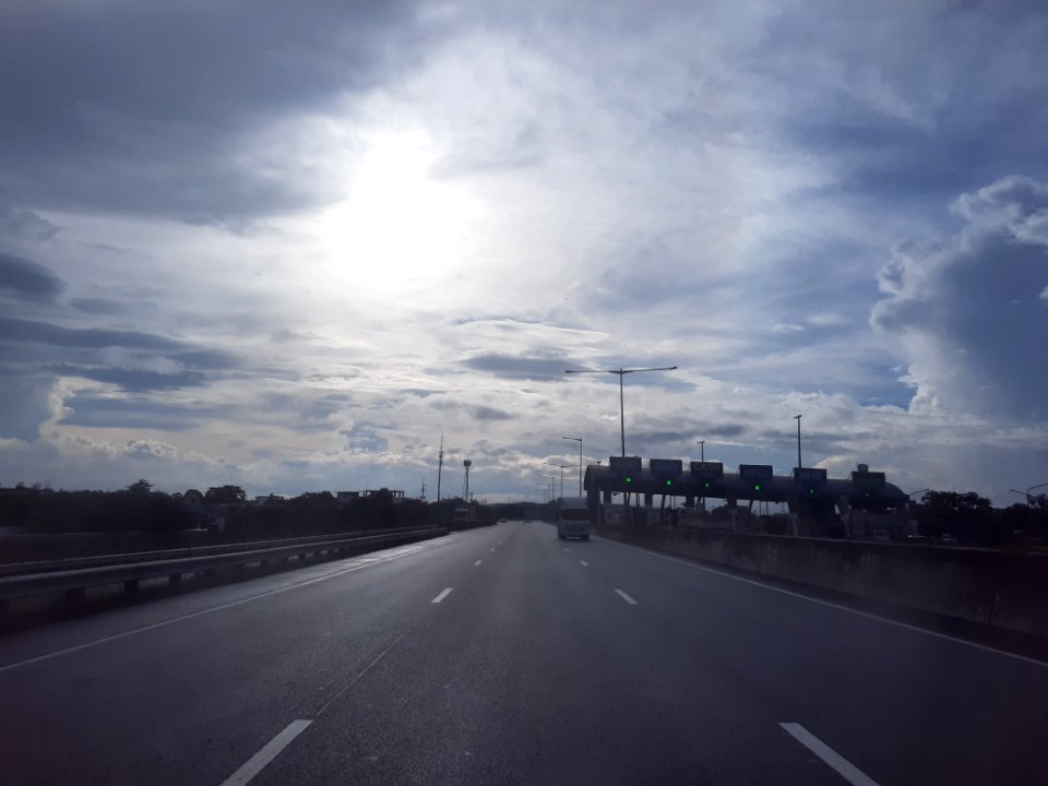 NLEX Karuhatan Link2jwilz