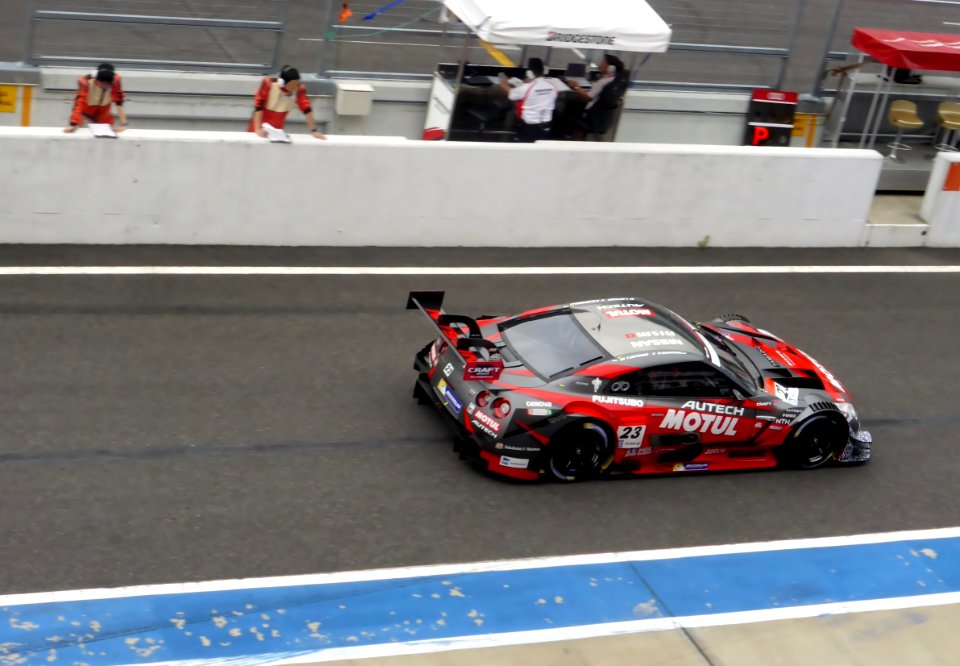 No.23 MOTUL AUTECH GT-R at 2014 SUPER GT SUZUKA TEST (10)