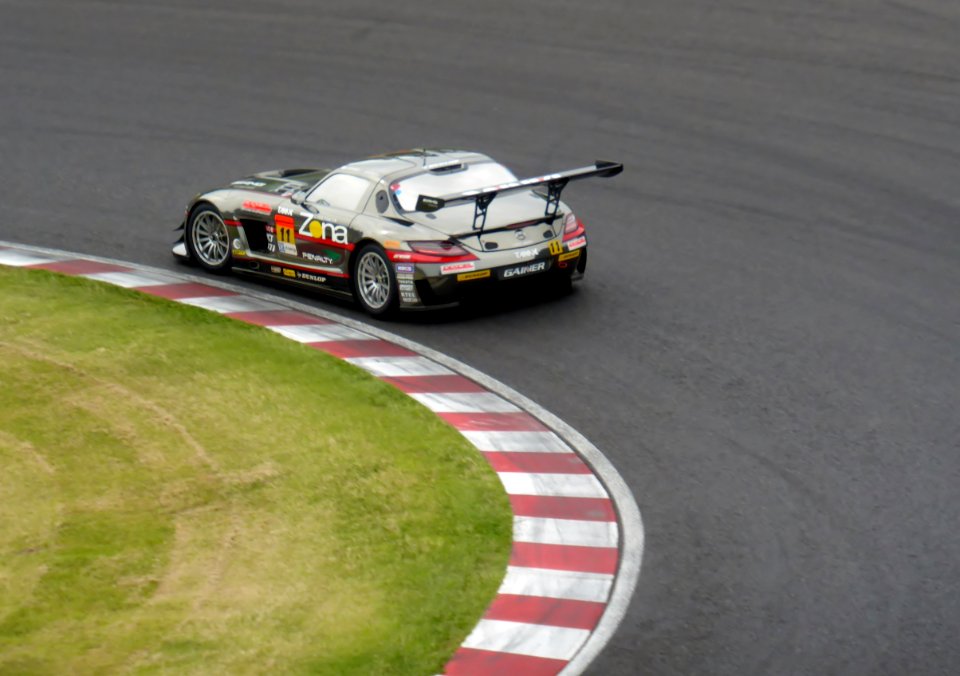No.11 GAINER DIXCEL SLS at 2014 SUPER GT SUZUKA TEST (3)