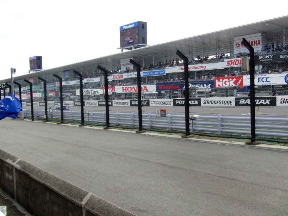 No.17 KEIHIN HSV-010 GT at 2012 Pokka 1000km (5)