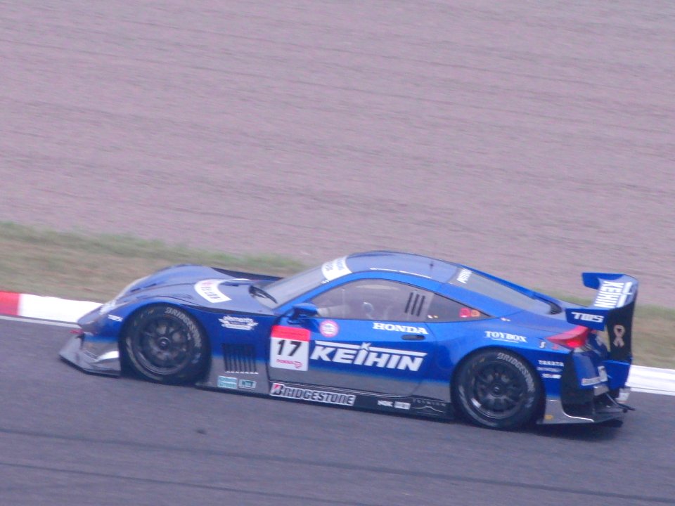 No.17 KEIHIN HSV-010 GT at 2011 Pokka GT Summer Special (2)
