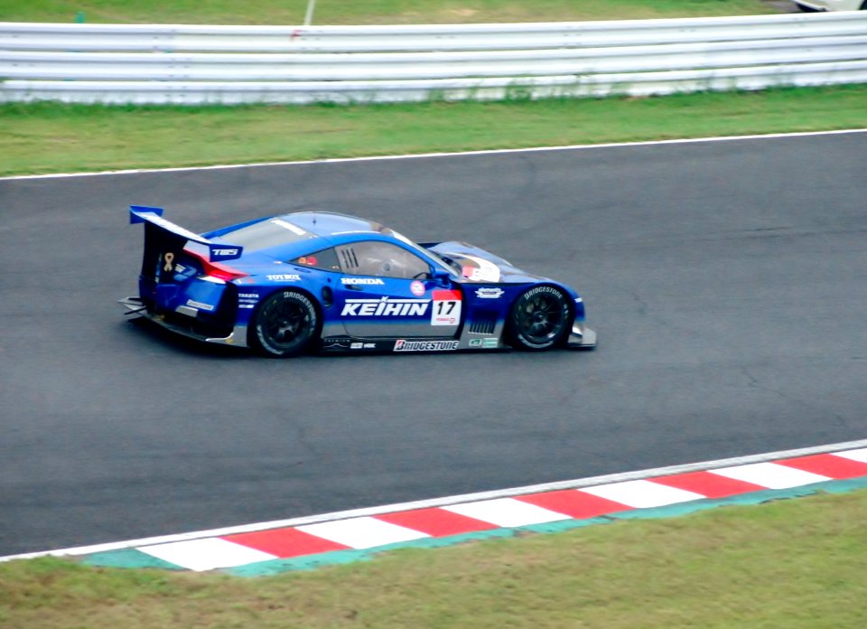 No.17 KEIHIN HSV-010 at 2011 Pokka GT Summer Special (1)