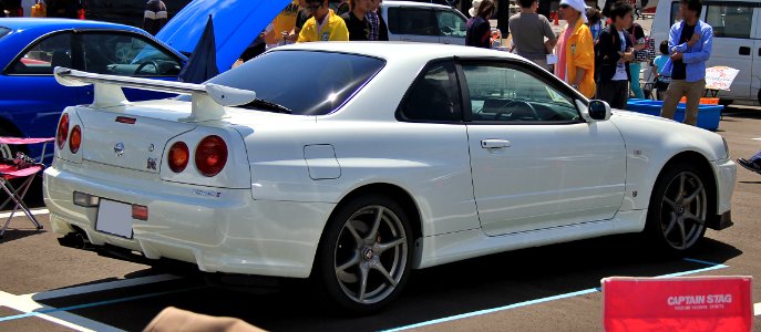 Nissan Skyline GT-R R34 V Spec II rear