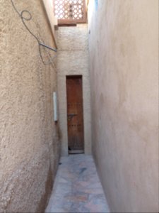 Nizwah-Fort-door-inside