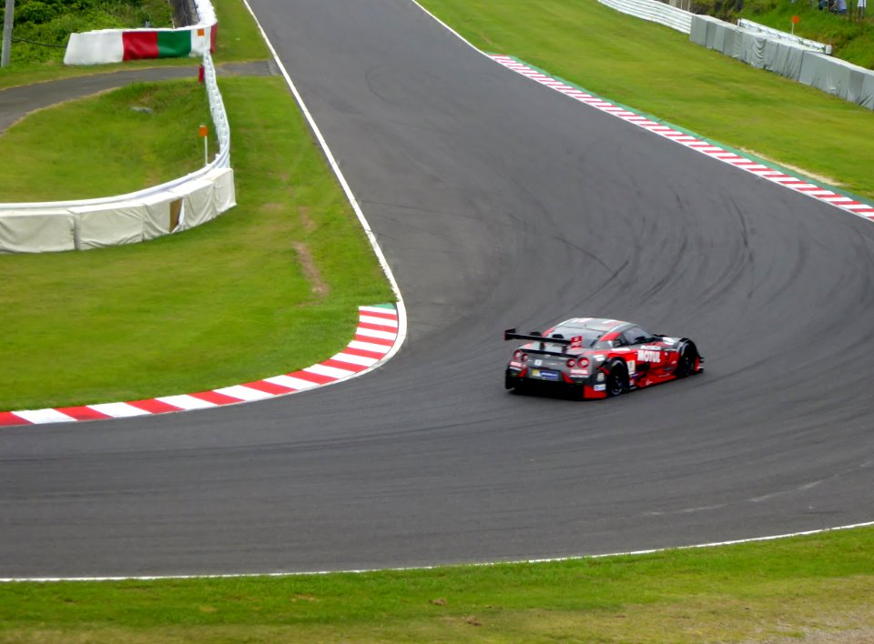 No.1 MOTUL AUTECH GT-R at 2015 Suzuka Tire Test (3)