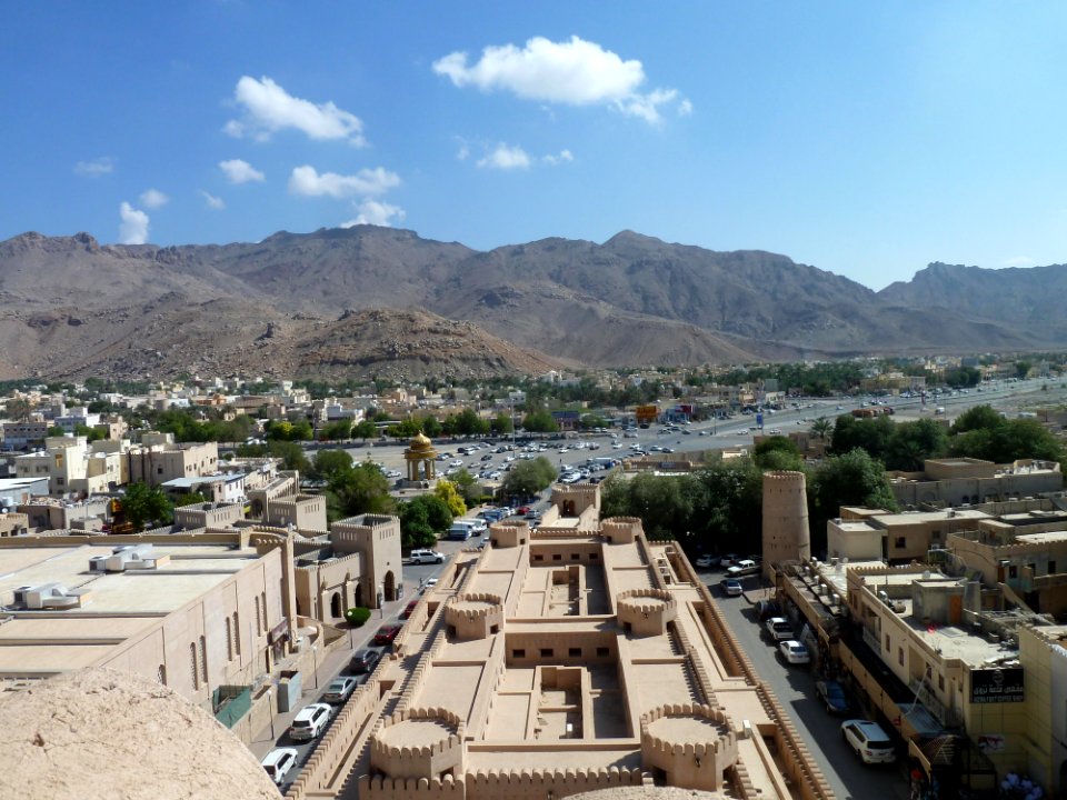 Nizwah-Fort-view-city-2