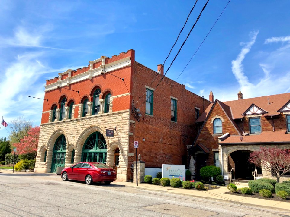 Old Covington Fire Station 1, 6th Street, Mutter Gottes, C… 