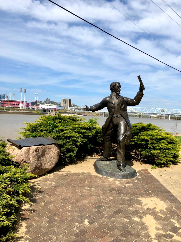 Statue, Riverwalk, Licking Riverside, Covington, KY 