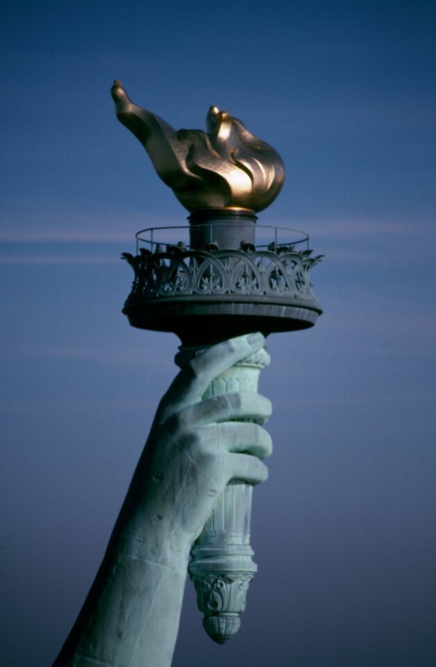 Symbol freedom arm