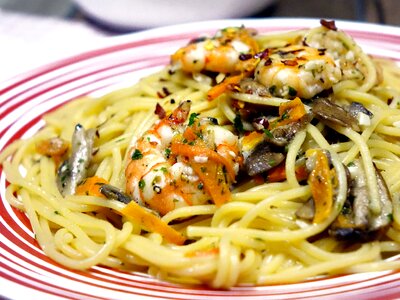 Pasta italian aglio photo