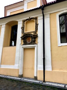 Vlašský Špitál S Kaplí Panny Marie A Svatého Karla Boromej… 