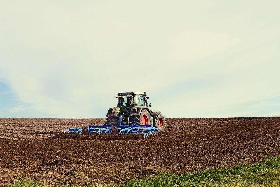 Agriculture tractor bauer