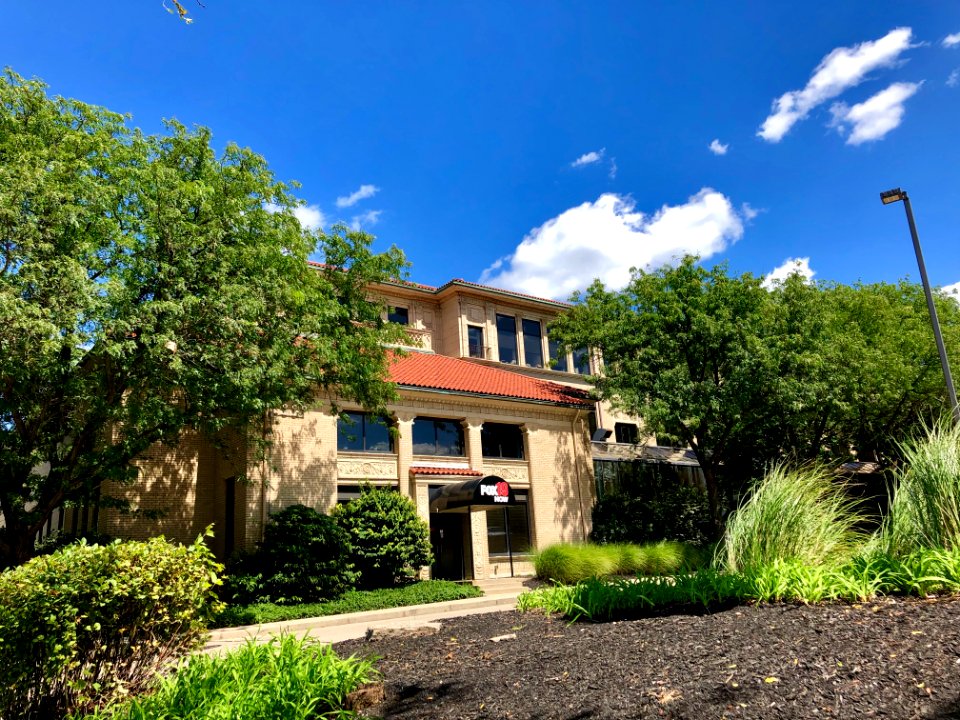 Harriet Beecher Stowe School, Queensgate, Cincinnati, OH 