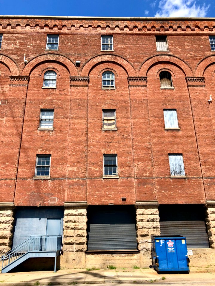 Longworth Hall, Queensgate, Cincinnati, OH 