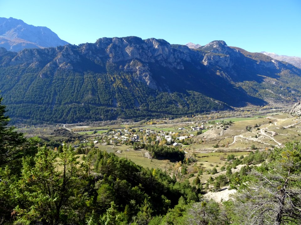Les Gyllis, les Bruns, sous la crête de la Rortie 