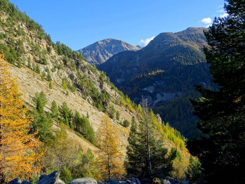 Plongée vers la vallée de la Clarée 