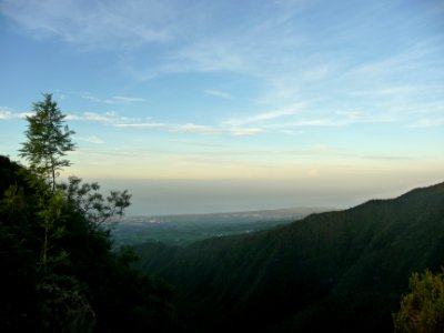 Vue vers l'océan Indien, la ville de Saint Louis et l'usin… 