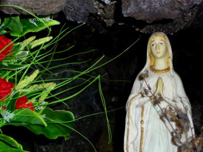 Détail de la Vierge Marie, petit oratoire avant l'arrivée … 