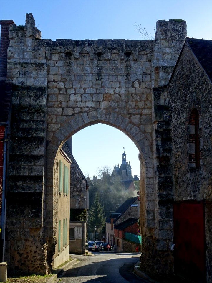 Porte Rolland, Montigny-le-Gannelon, Eure-et-Loir 