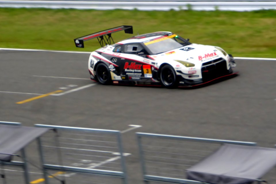 No.3 B-MAX NDDP GT-R at 2014 SUPER GT SUZUKA TEST (4)