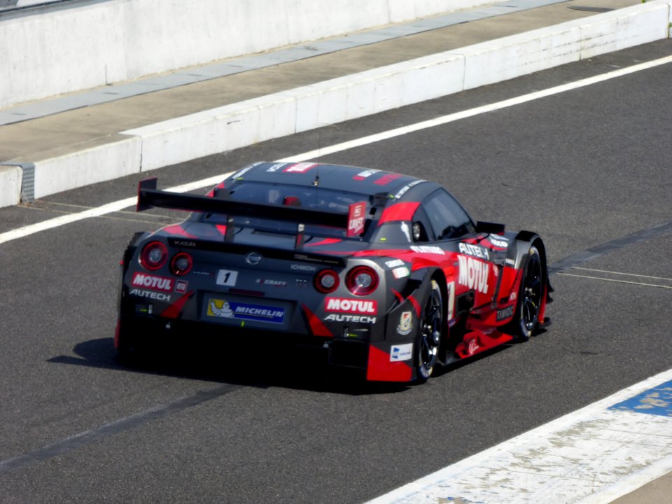 No.1 MOTUL AUTECH GT-R at 2015 Suzuka Tire Test (12)