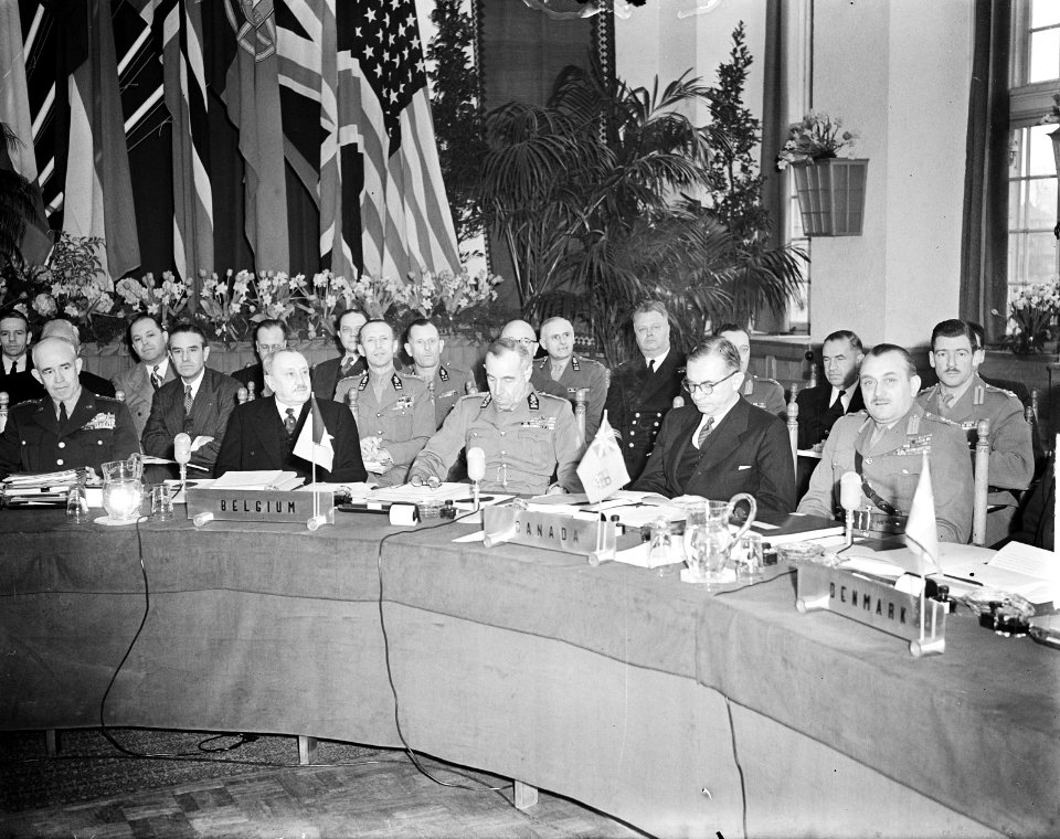Noord Atlantisch Defensie Comite, Minister van Defensie, Bestanddeelnr 903-8980