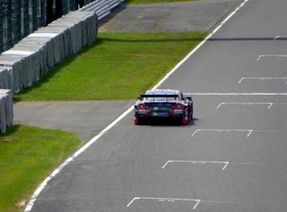 No.1 MOTUL AUTECH GT-R at 2015 Suzuka Tire Test (1)